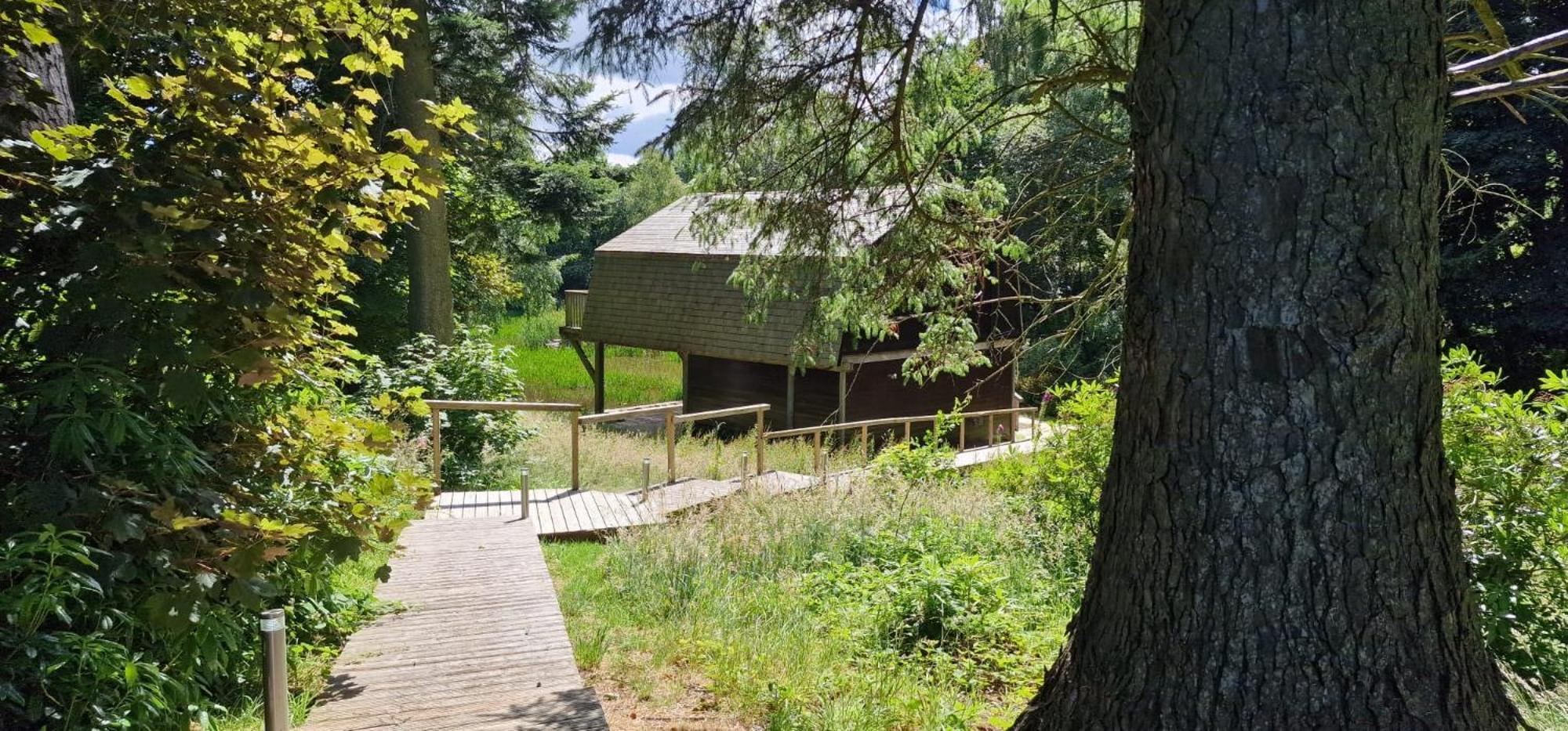 Boat House Middleton Hall Estate Белфърд Екстериор снимка